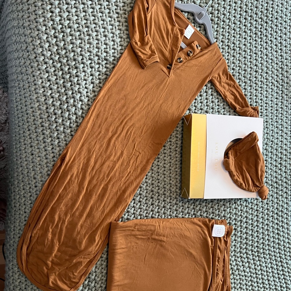 Lou Lou ultimate newborn bundle (missing the mittens) Owen color